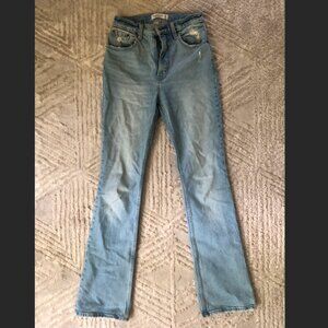 Abercrombie and Fitch Ultra High Rise Vintage Flare Jeans Size 24/US00